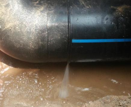 方城楼顶渗水维修公司为大家分享下方城卫生间漏水维修修补技术!